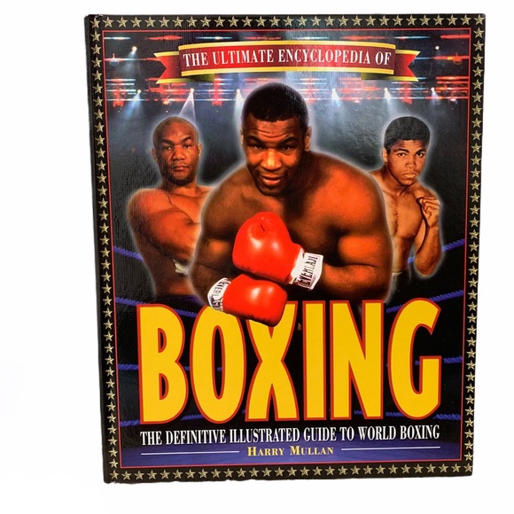 The Ultimate Encyclopedia of Boxing
Book - Picture 2 of 4